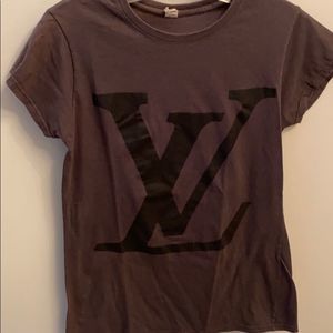 Novelty LV tee medium Anvil brand brown